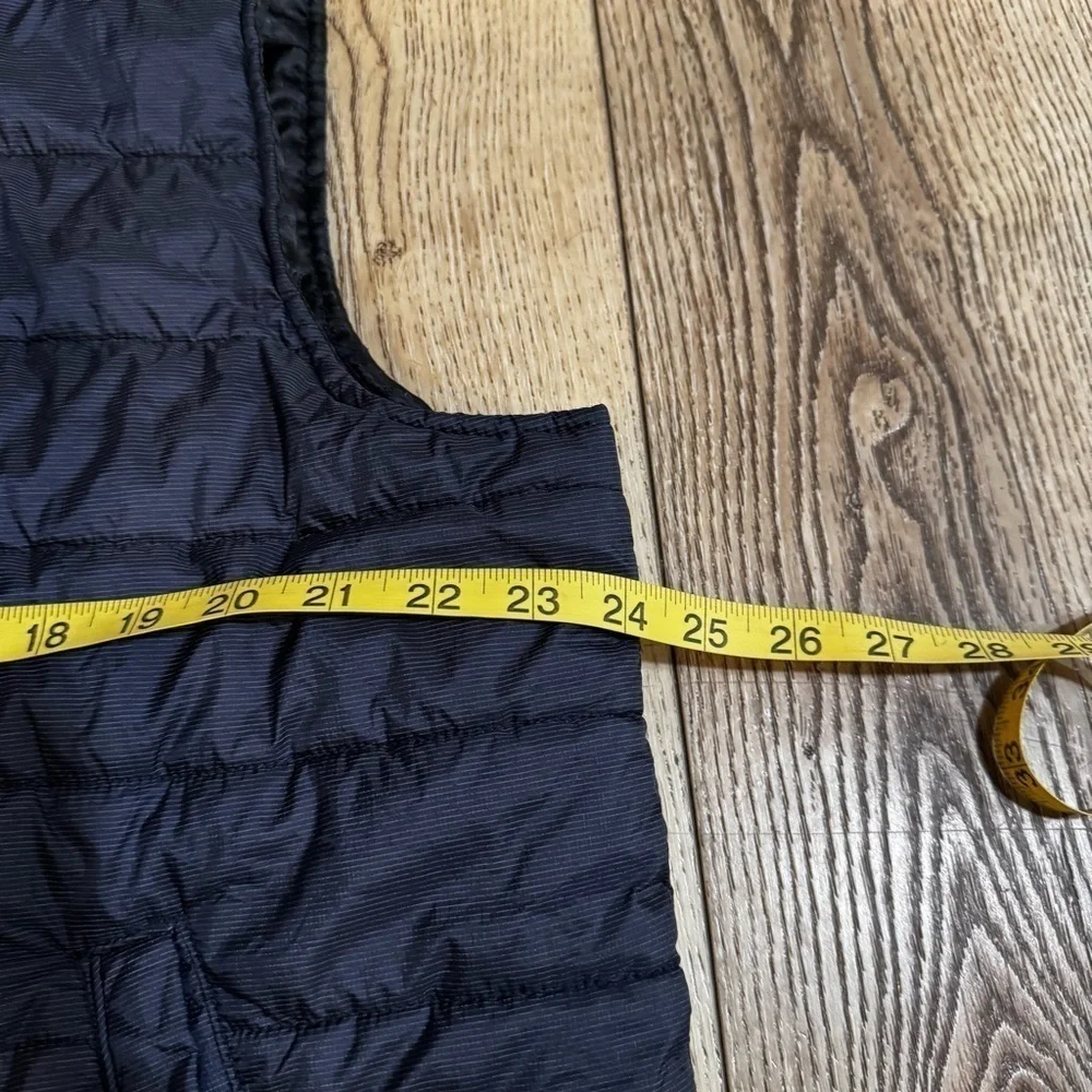 Marc Anthony dark blue zip up puffer vest, front pockets, standing collar, XXL.